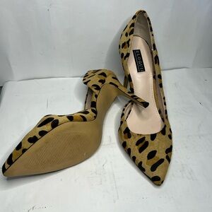 ELOQUII Pointed-Toe Leopard print D’Orsay Stiletto Pump Size 10Wide